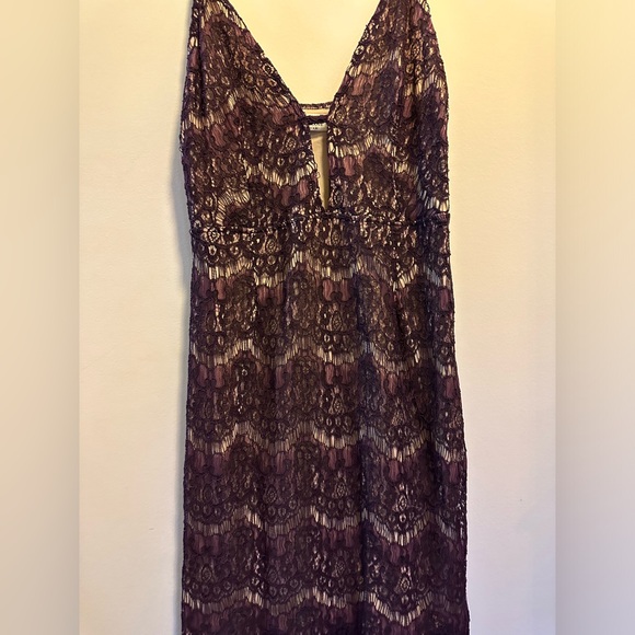 Purple Lace Lingerie style dress - Picture 4 of 9